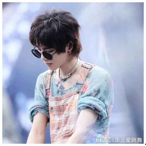 娱乐圈八卦小爆料李现,娱乐圈新晋小生,幕后故事大揭秘 第1张 娱乐圈八卦小爆料李现,娱乐圈新晋小生,幕后故事大揭秘 第1张